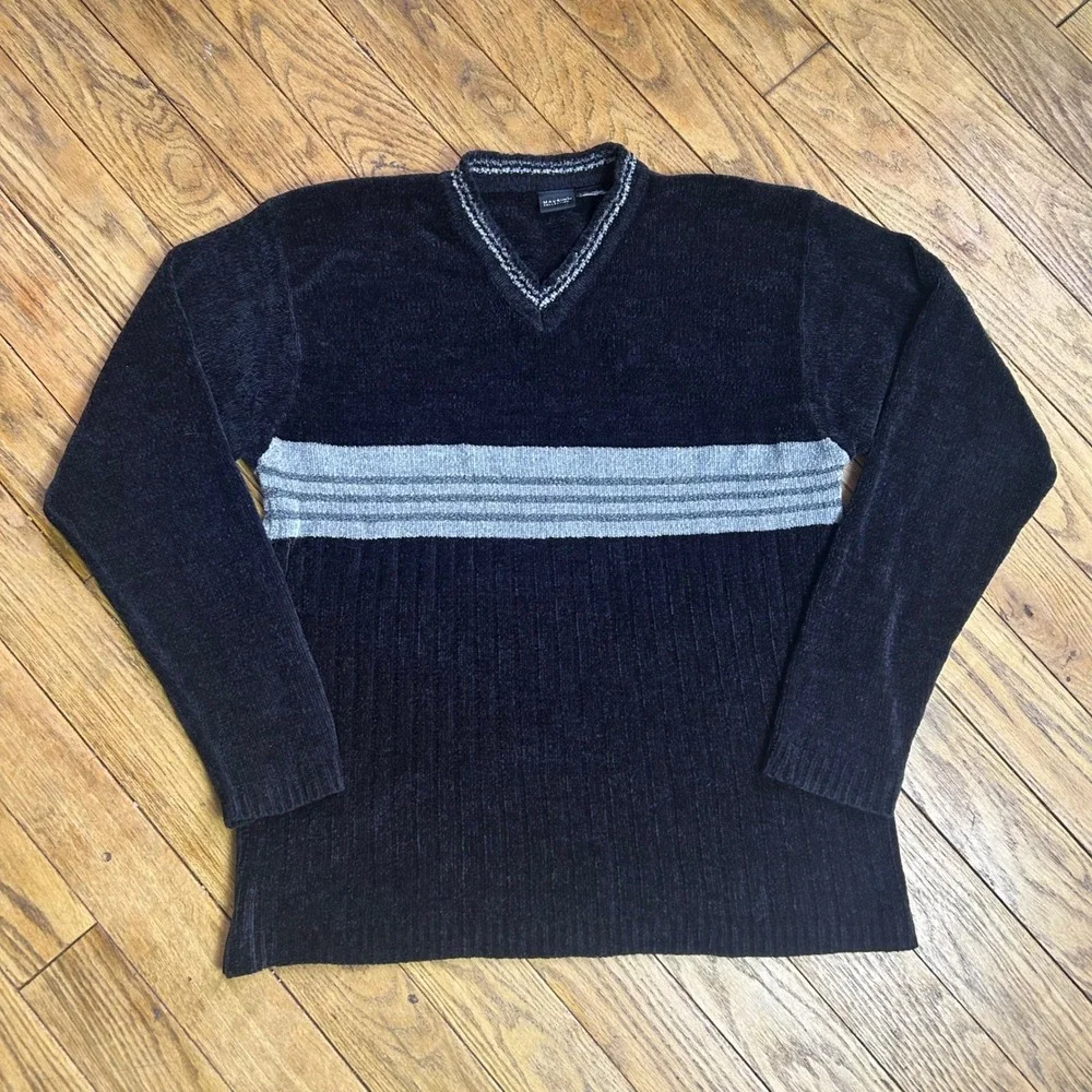 Massini Collection Mens Medium Chenille V-Neck Sweater Black Grey Striped Ribbed